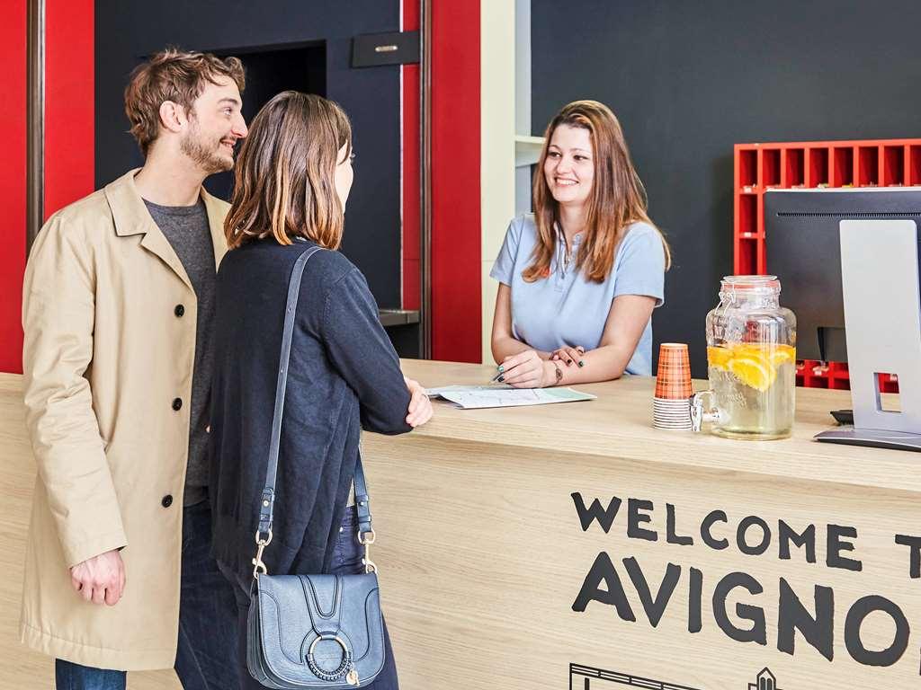 Aparthotel Adagio Access Avignone Esterno foto