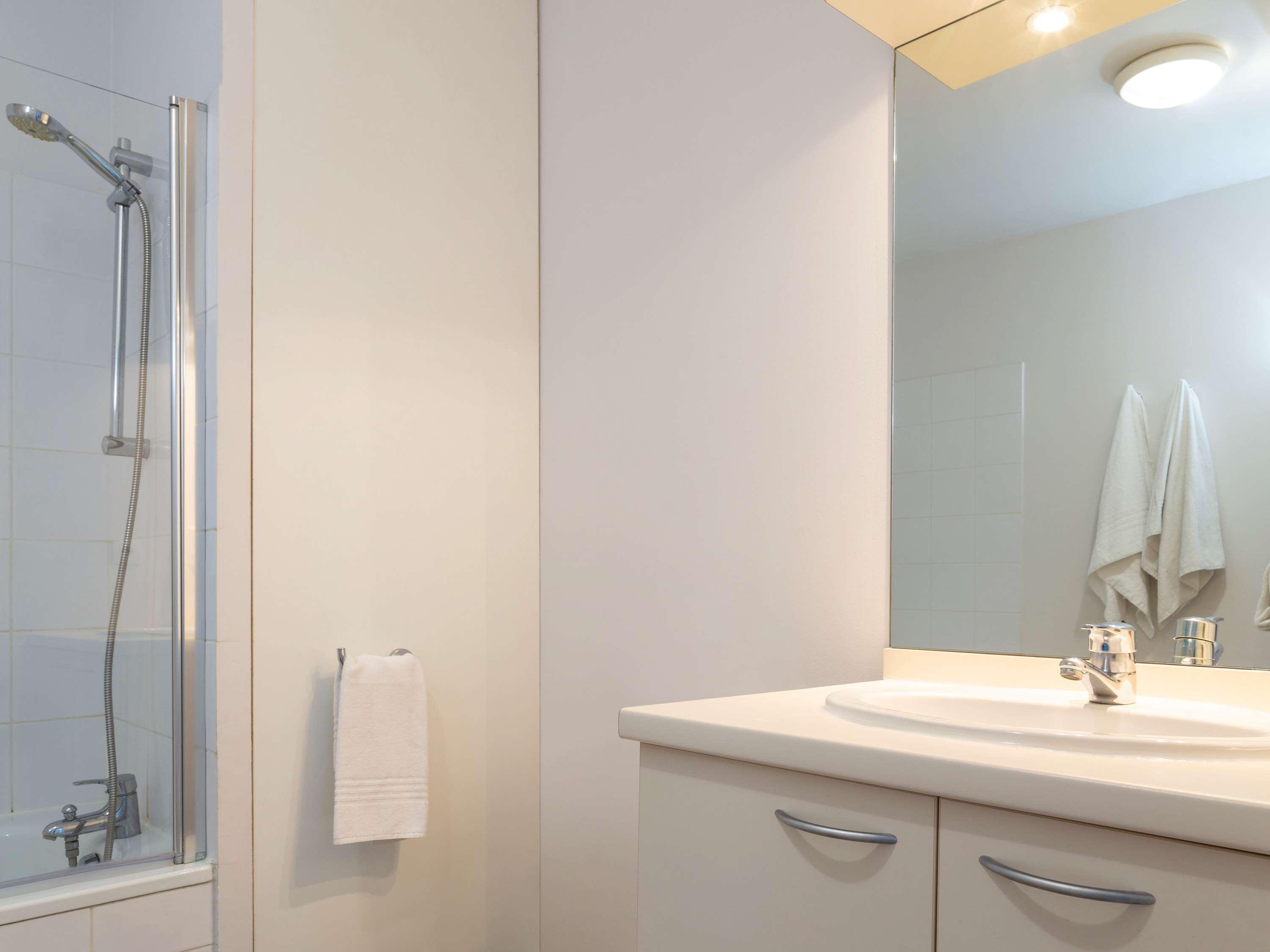 Aparthotel Adagio Access Avignone Esterno foto