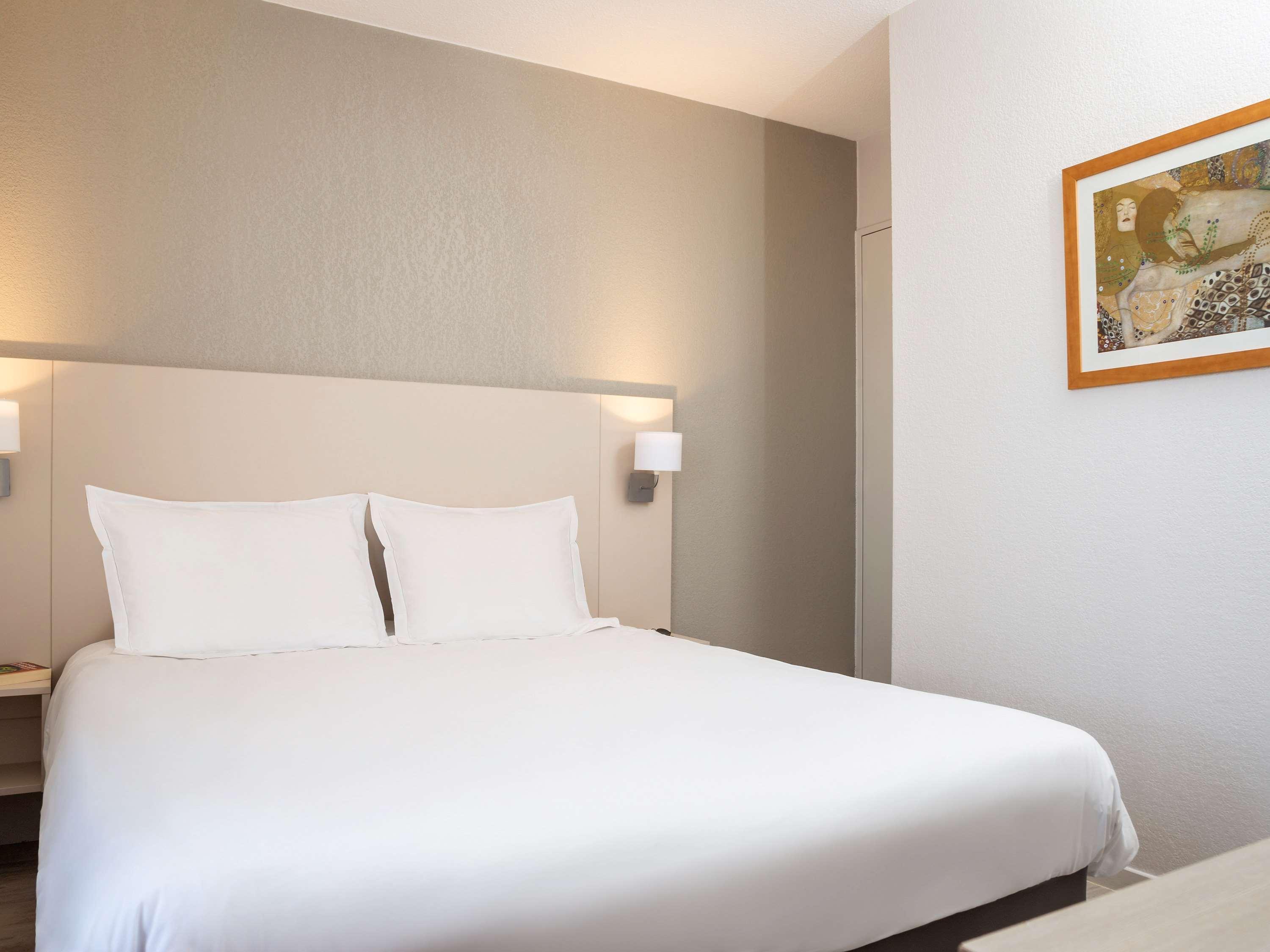 Aparthotel Adagio Access Avignone Esterno foto