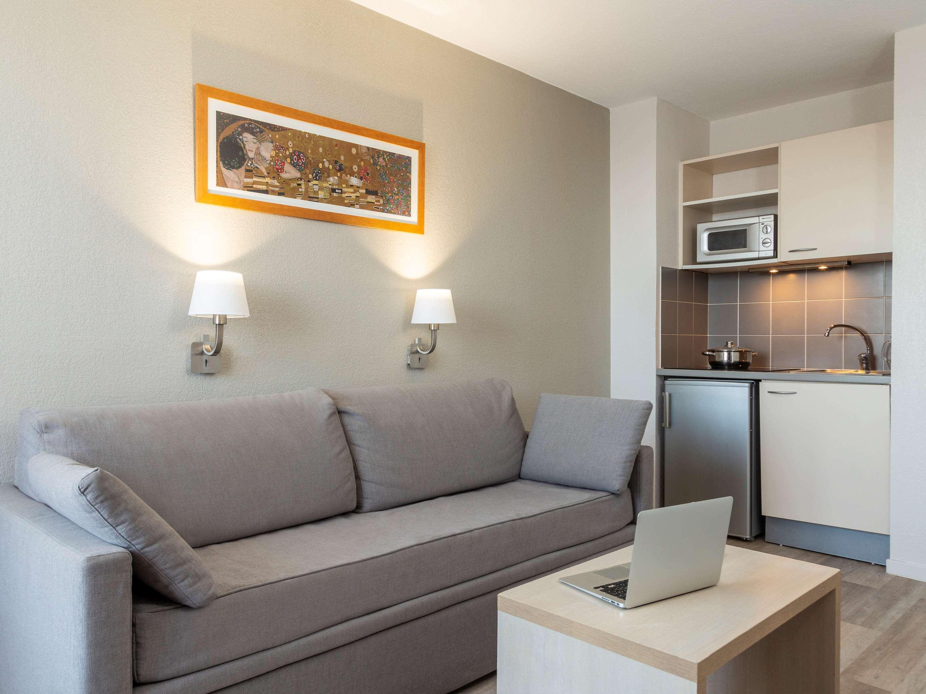 Aparthotel Adagio Access Avignone Esterno foto